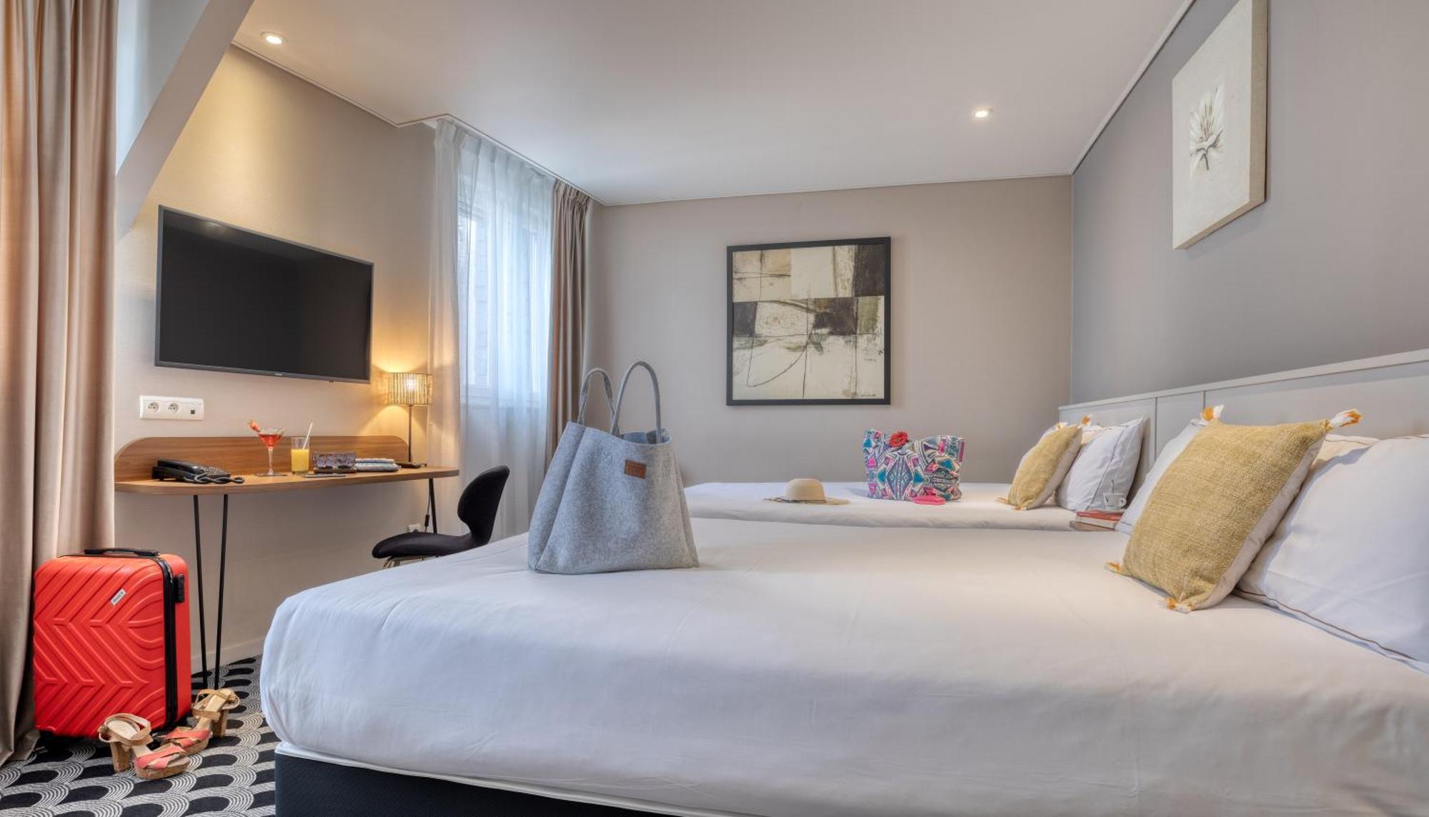 Brit Hotel Les Voyageurs Loudéac Екстериор снимка